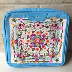 4 for 35! Exclusive AMBA Living x Estée Lauder Bag